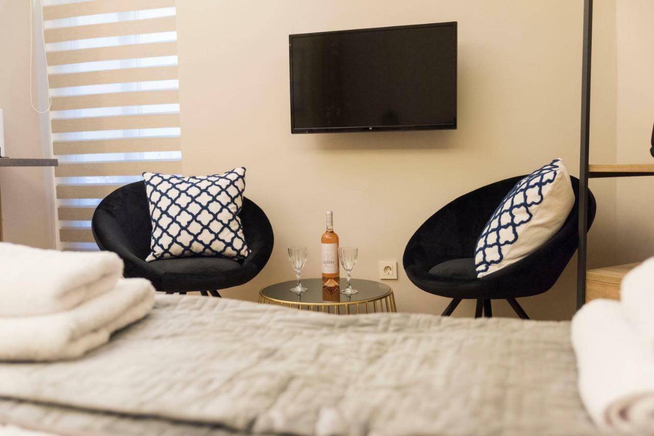 Wisdom Residence Luxury Apartments At Plaka Афины Экстерьер фото