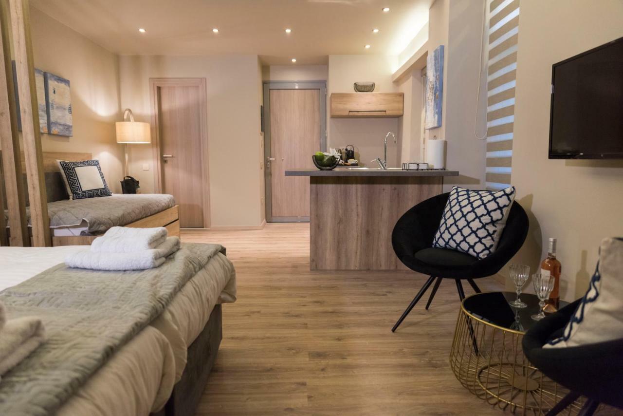 Wisdom Residence Luxury Apartments At Plaka Афины Экстерьер фото