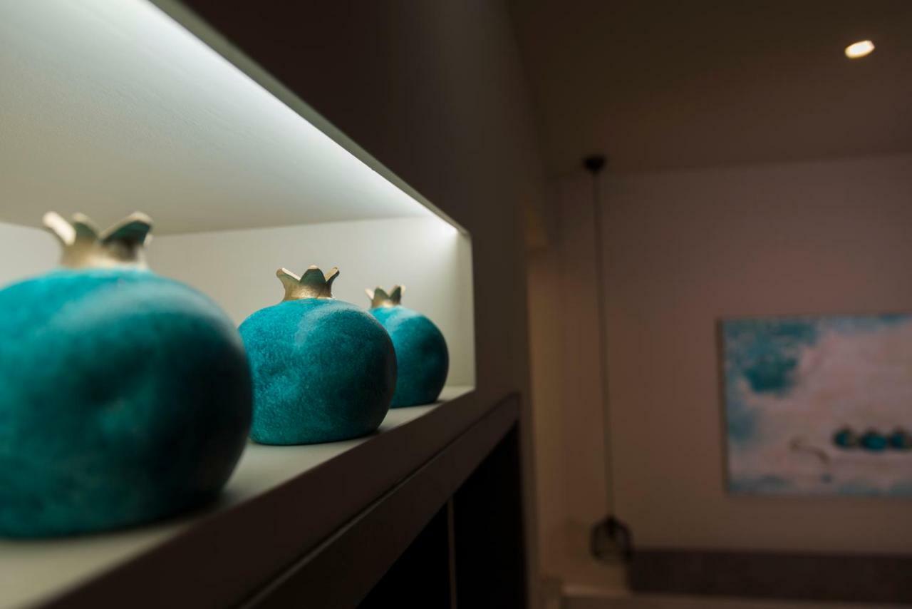 Wisdom Residence Luxury Apartments At Plaka Афины Экстерьер фото