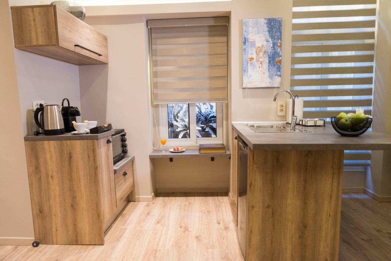 Wisdom Residence Luxury Apartments At Plaka Афины Экстерьер фото